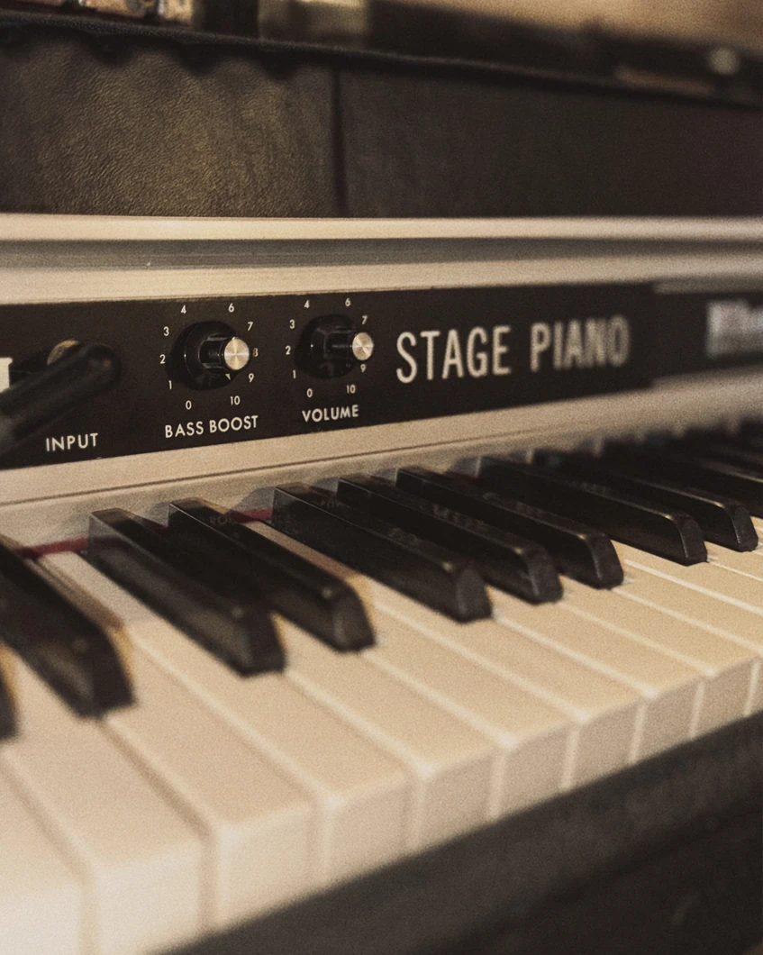 Stage piano